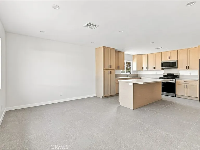 40235 17th St W — Photo 8