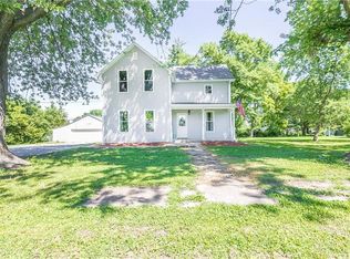 121 Center St, Lathrop, MO 64465