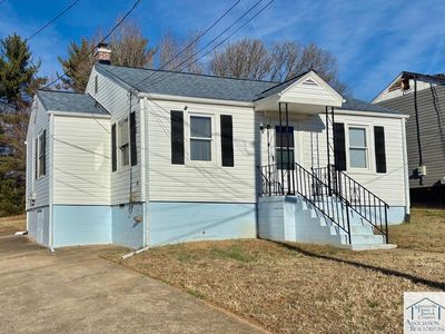 107 Roselawn Hts, Martinsville, VA, 24112