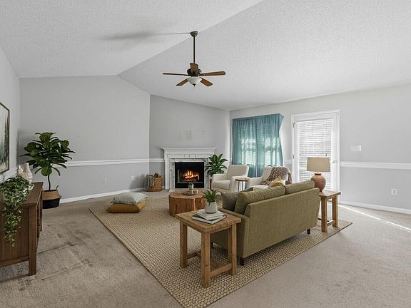 2nd image of 106 N Valley Dr