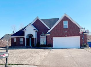 9587 Michigan Dr, Olive Branch, MS 38654