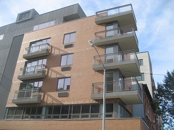 4th image of 517 Court St #4F