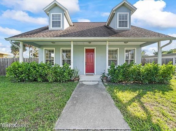 2nd image of 2303R Colonial Dr
