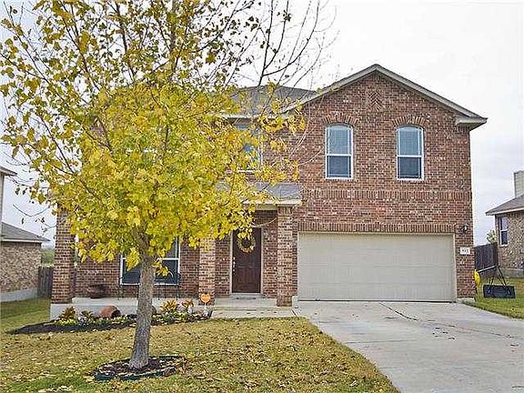 2nd image of 392 Bloomsbury Dr