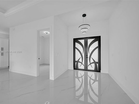 5th image of 731 La Plata Ave