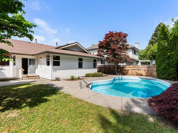 8068 161a St, Surrey, BC V4N 0J8