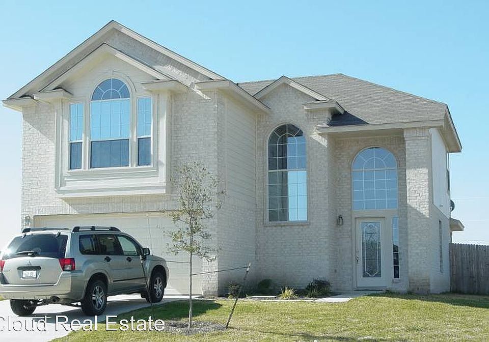 1st image of 5600 Chuckwagon Cir