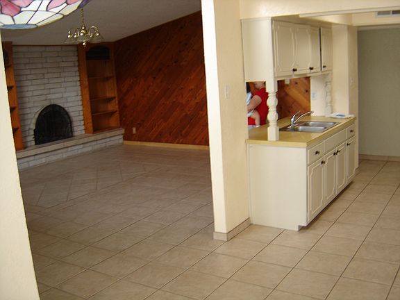 3rd image of 10439 Tomwood Ave