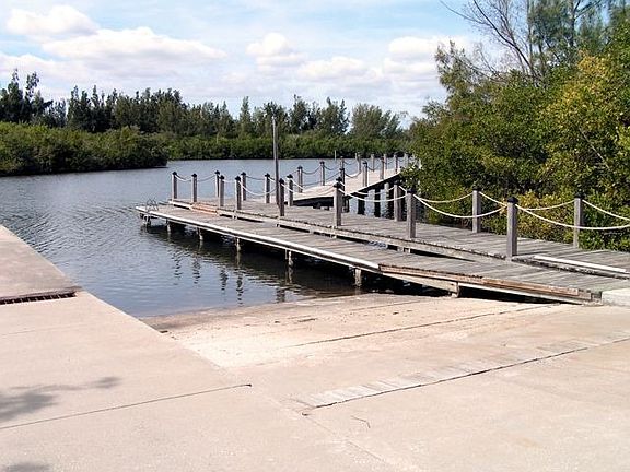 river dock/boat launch