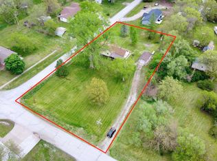 135 E 4th St, Douglas, NE 68344