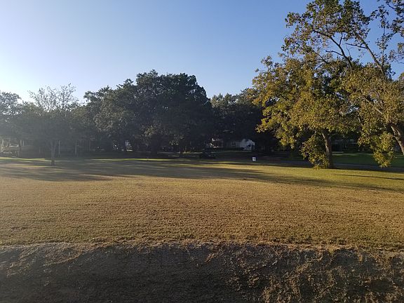 2nd image of 712 Morgan Ave