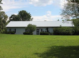 8240 State Route 100 Hwy E, Jacks Creek, TN 38347