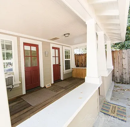 1430 Pine St — Photo 8