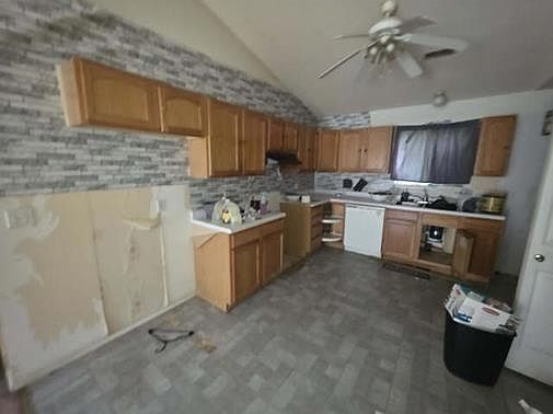 5th image of 4308 Baleydier Ave
