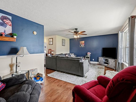 5th image of 263 Hunter Ridge Dr