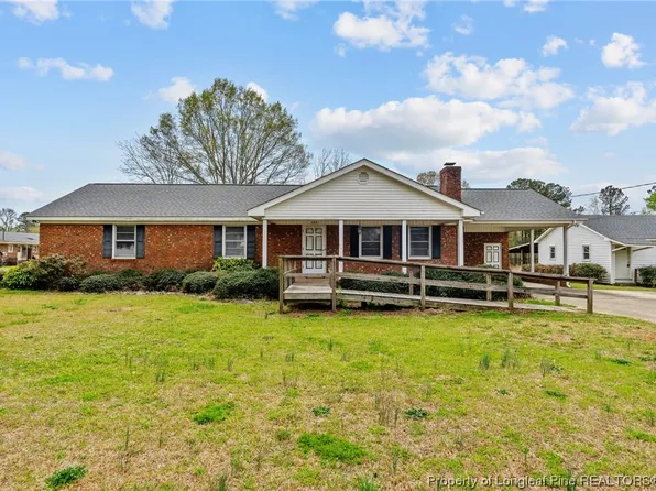 204 E South St, Coats, NC 27521