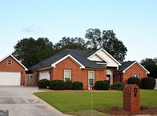 102 Starky Pl, Warner Robins, GA 31088