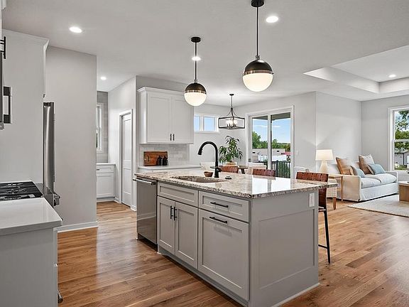 4th image of 11240 Freedom Way