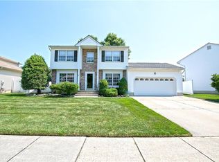 46 Lynn Ct, North Brunswick, NJ