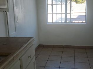 916 1/2 E 73rd St #916-1/2, Los Angeles, CA 90001