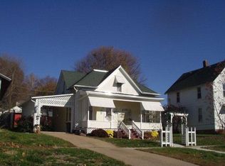 606 Broad St, Tarkio, MO 64491