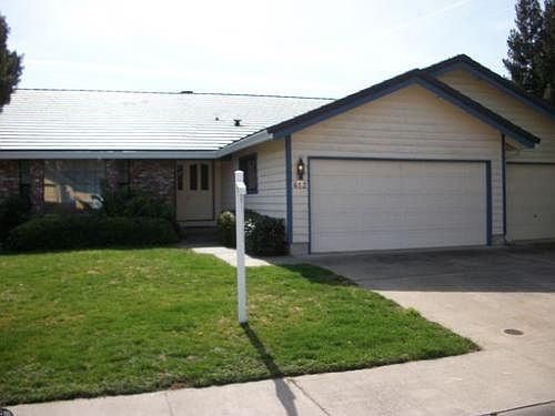 2nd image of 612 Rivergate Way