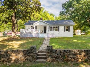 11387 Spring St, Soddy Daisy, TN 37379