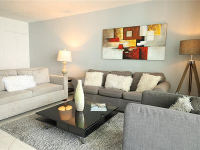 5151 Collins Ave APT 927, Miami Beach, FL, 33140