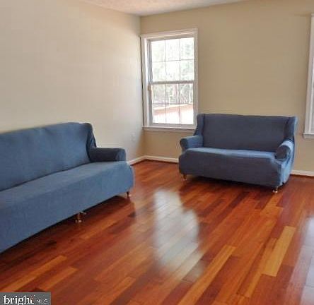 5th image of 47990 Piney Orchard St