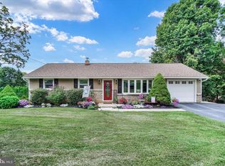 116 Lindy Rd, Seven Valleys, PA 17360