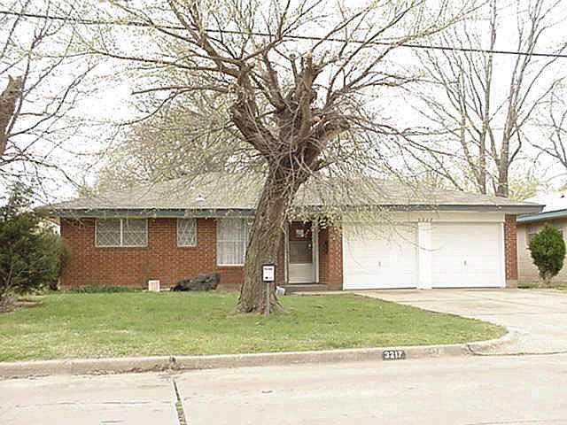 1st image of 3217 S Vickie Dr