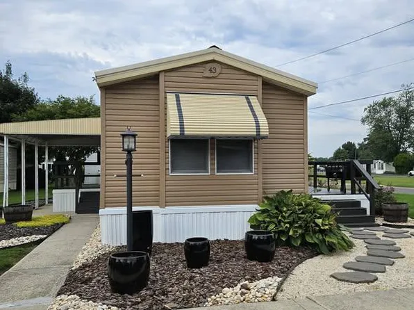43 S Ellis Rd, Wilmington, DE 19810