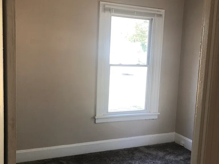 719 15th Ave — Photo 5