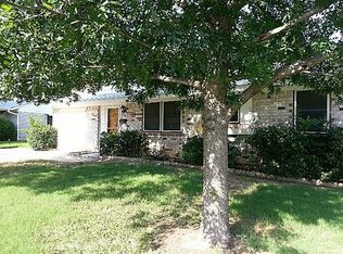 1108 Aransas Dr, Euless, TX 76039