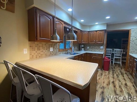 3rd image of 16381 Maureen Dr