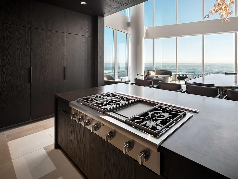 1000M Apartments — Photo 36