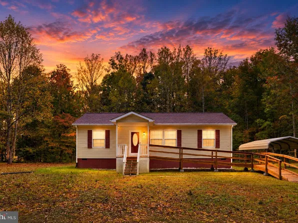 9711 Robert E Lee Dr, Spotsylvania, VA 22551