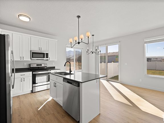 5th image of 1328 N 75 W