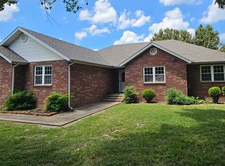 910 Briarbrook Dr, Carl Junction, MO 64834