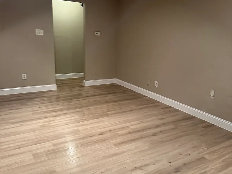 1401 Janann Ave — Photo 6