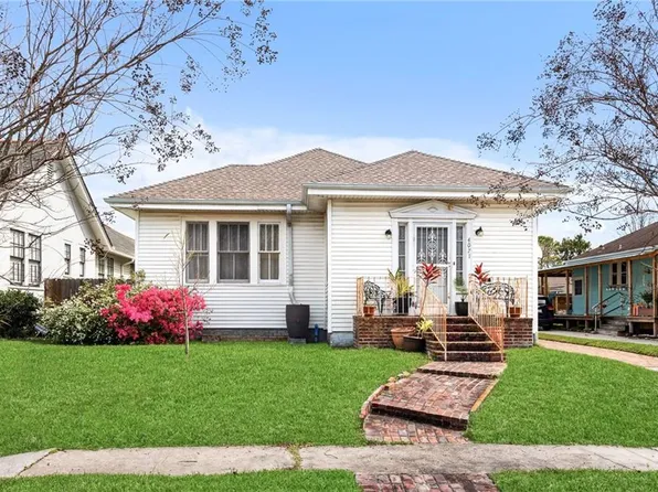 4071 Fairmont Dr, New Orleans, LA 70122