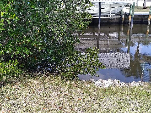 5th image of 300 Dolphin Pkwy