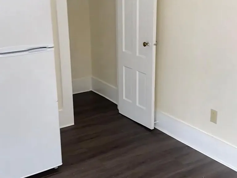 6 Clarke St #3 — Photo 5