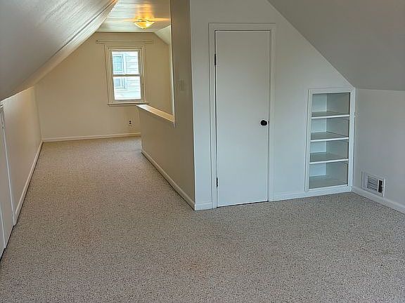 4th image of 1907 52nd St