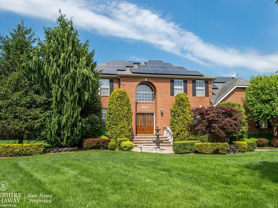 1st image of 520 Hartshorne Ct