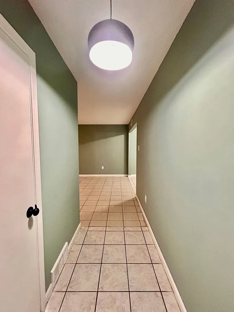 Building Photo - 3801 Rainford Dr