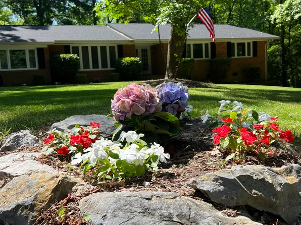 307 Kyloe Rd, Southern Pines, NC 28387