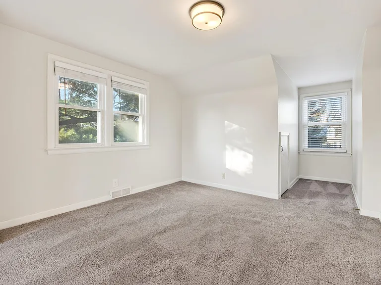 7801 Hickory Cir — Photo 19