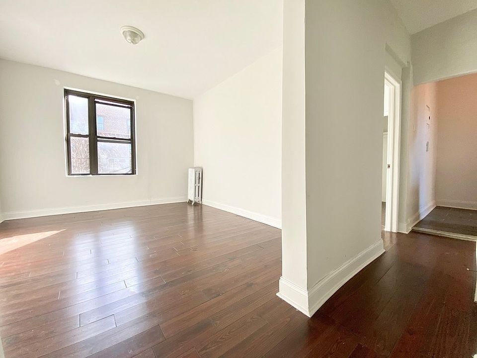 1st image of 19 Woodruff Ave APT D2