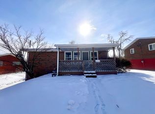 417 Garden City Dr, Monroeville, PA